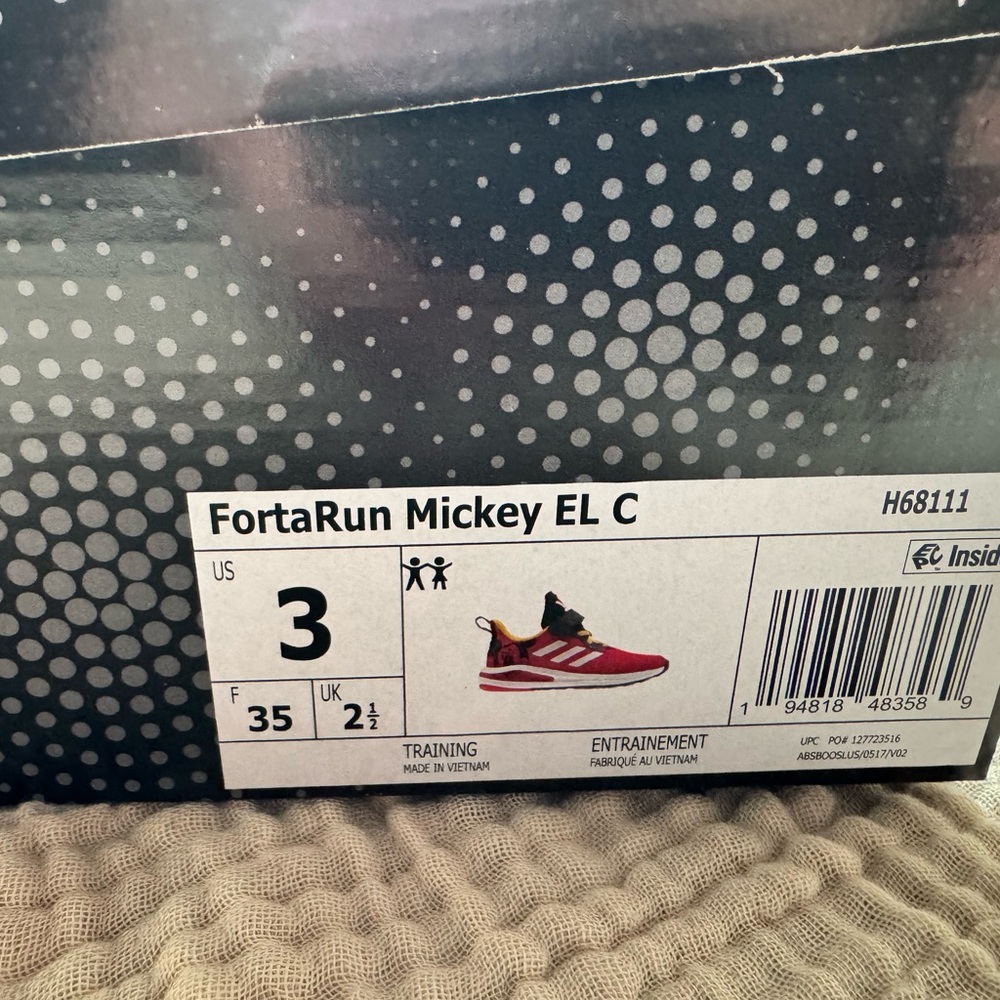 Adidas Disney Fortarun Mickey Sneakers Boys Size 3 NEW - Picture 4 of 4